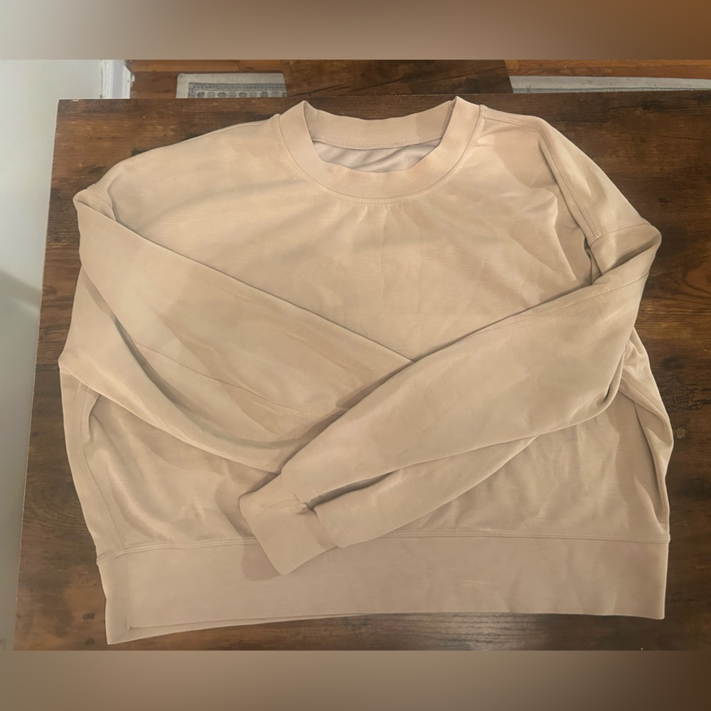 Lululemon tan pullover
